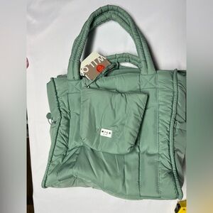 Wilo The Label Weekender
Tote Bag w/ Matching Mini Bag and Charm